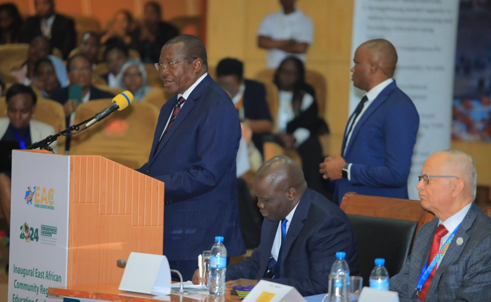 Tanzania’s Vice President, H. E. Philip Mpango, has called on joint and concerted regional efforts to address challenges ailing the education sector i.e. teacher capacity, financing & digitization.