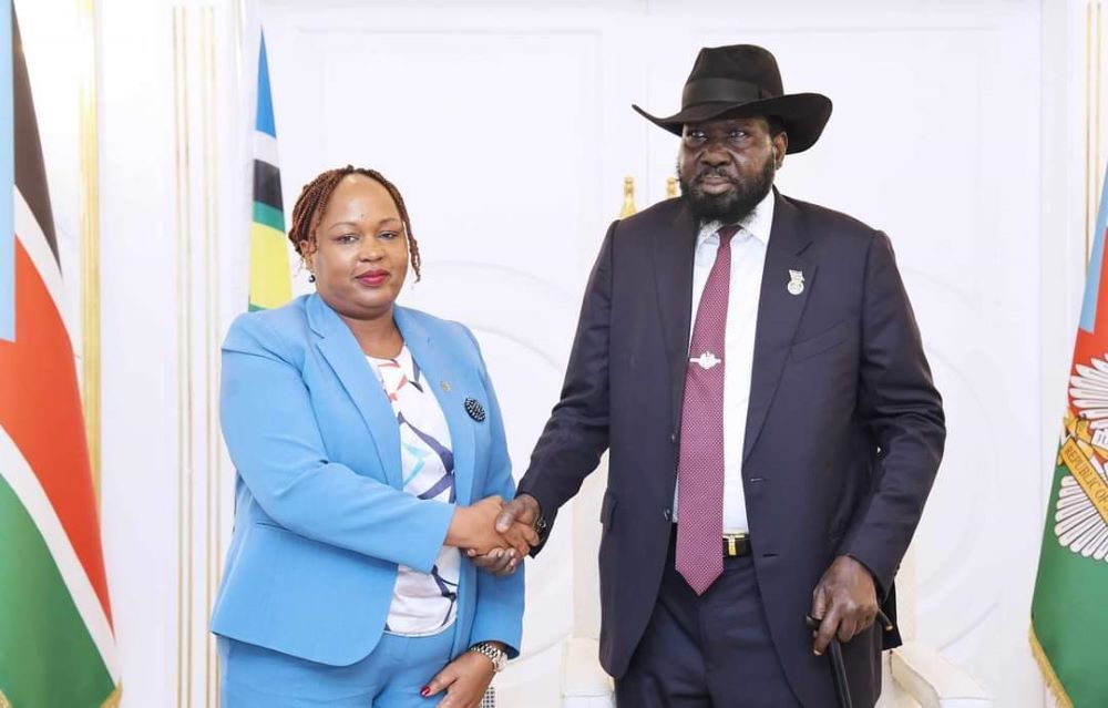 EAC Secretary General meets the Chairperson of the Summit of the EAC Heads of State on advancing integration 